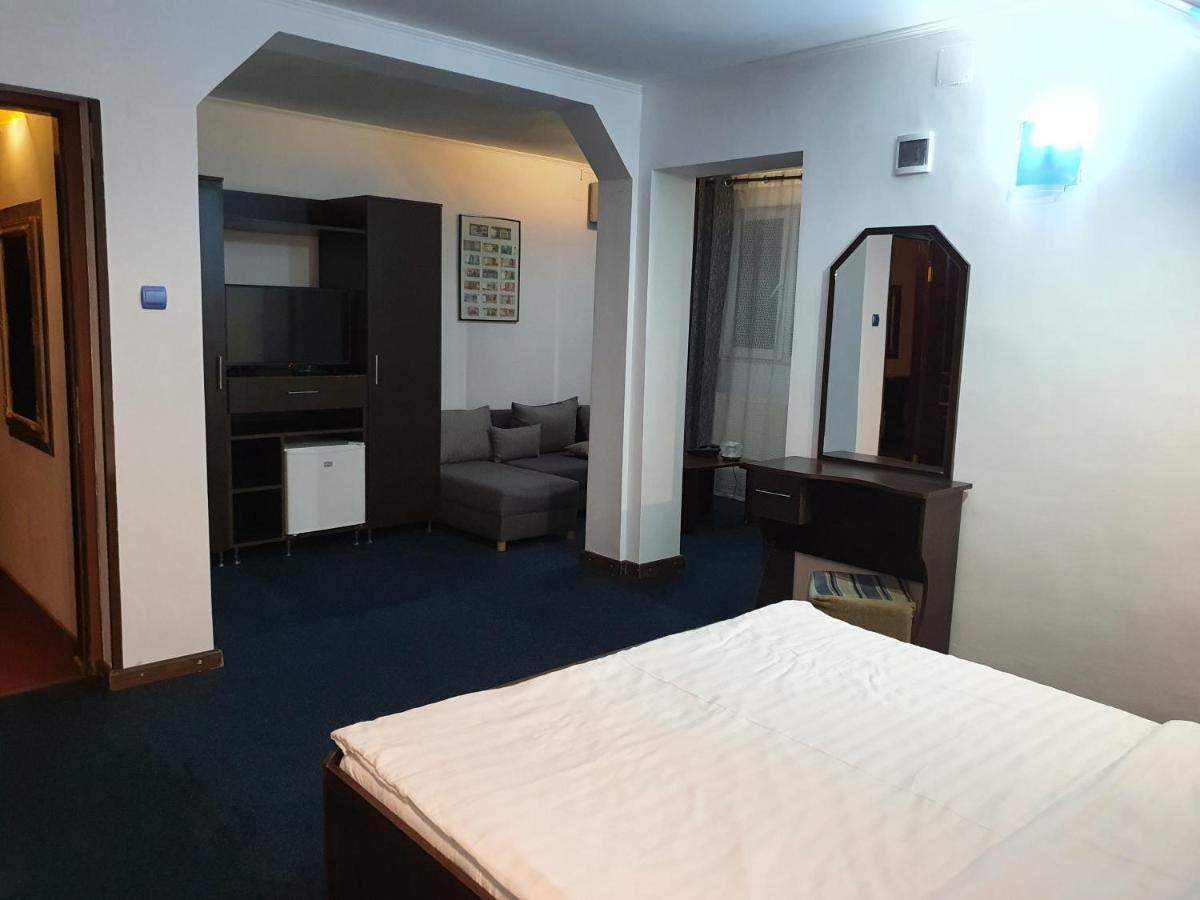 Motel Davios Târgu Jiu Eksteriør bilde