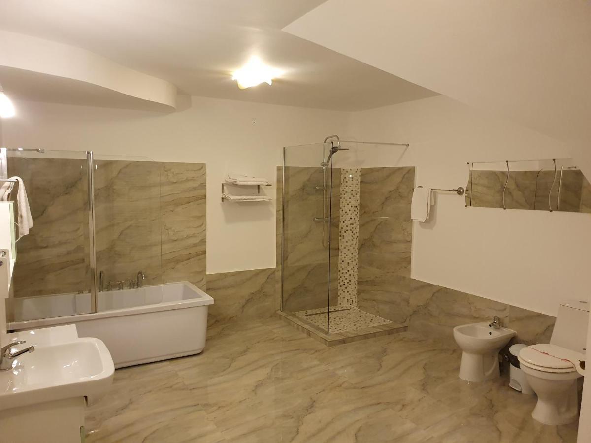 Motel Davios Târgu Jiu Eksteriør bilde