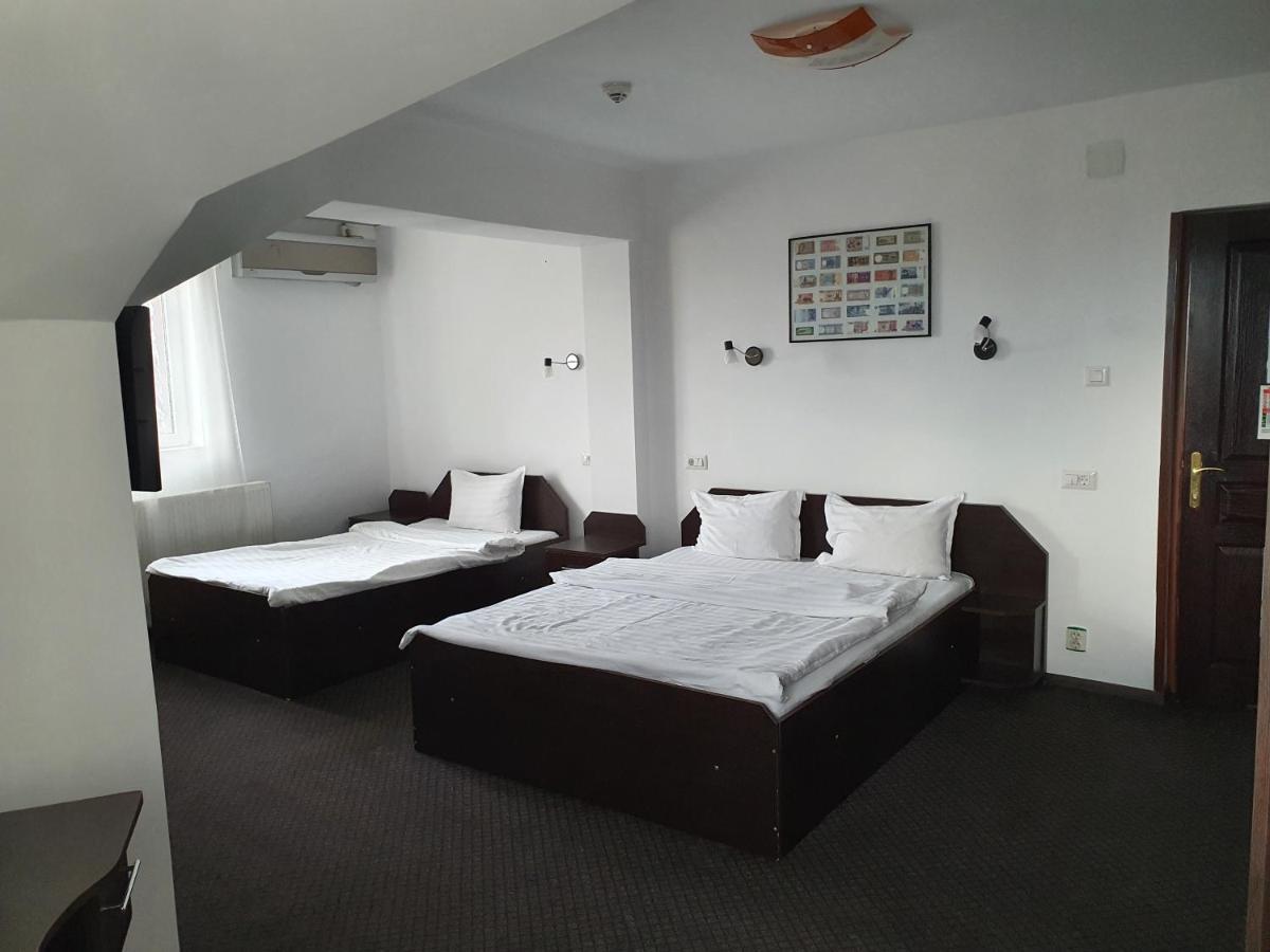 Motel Davios Târgu Jiu Eksteriør bilde