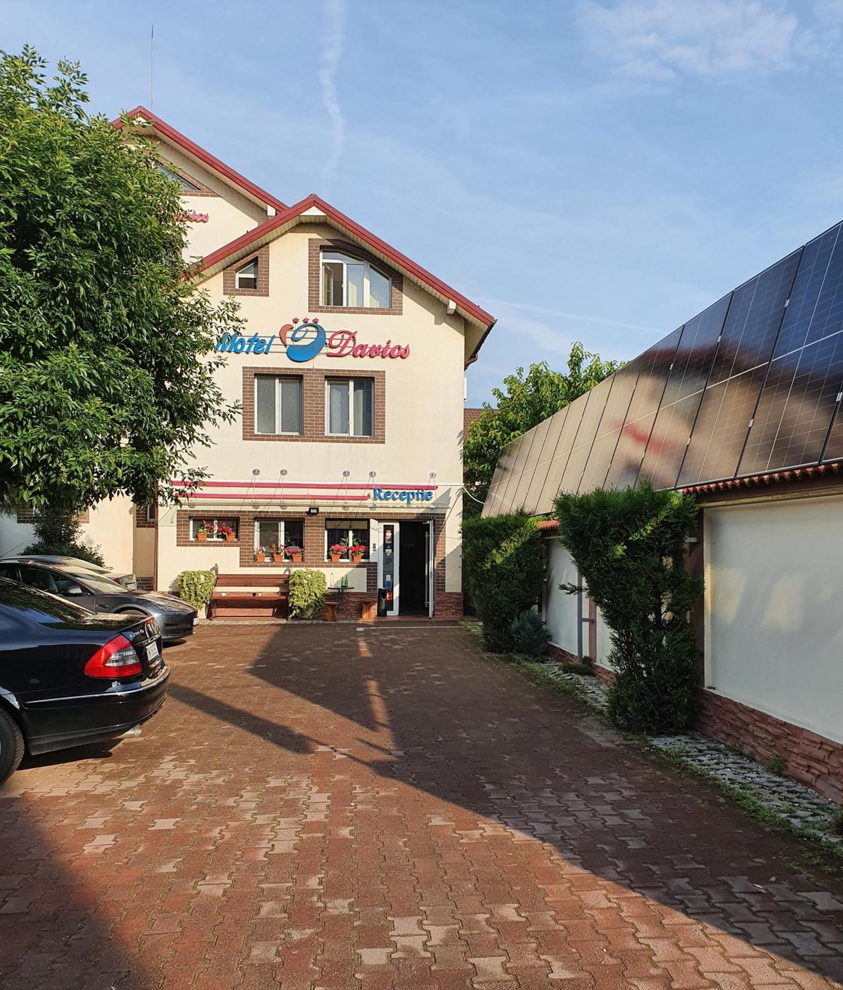 Motel Davios Târgu Jiu Eksteriør bilde