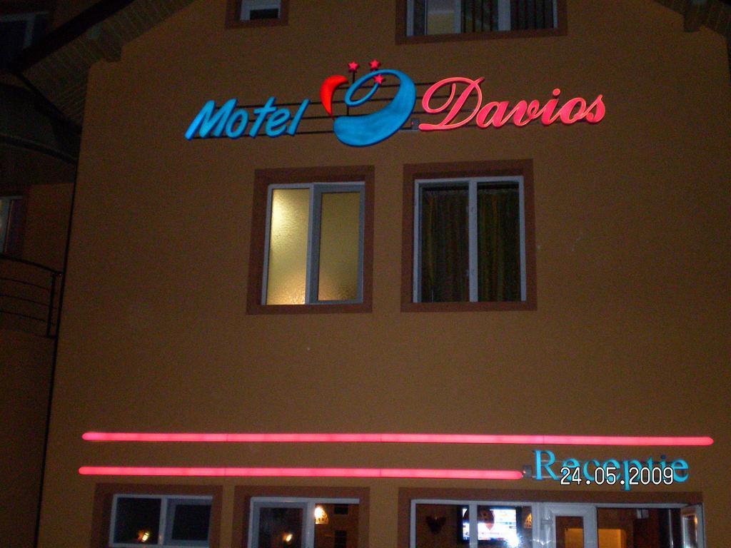 Motel Davios Târgu Jiu Eksteriør bilde