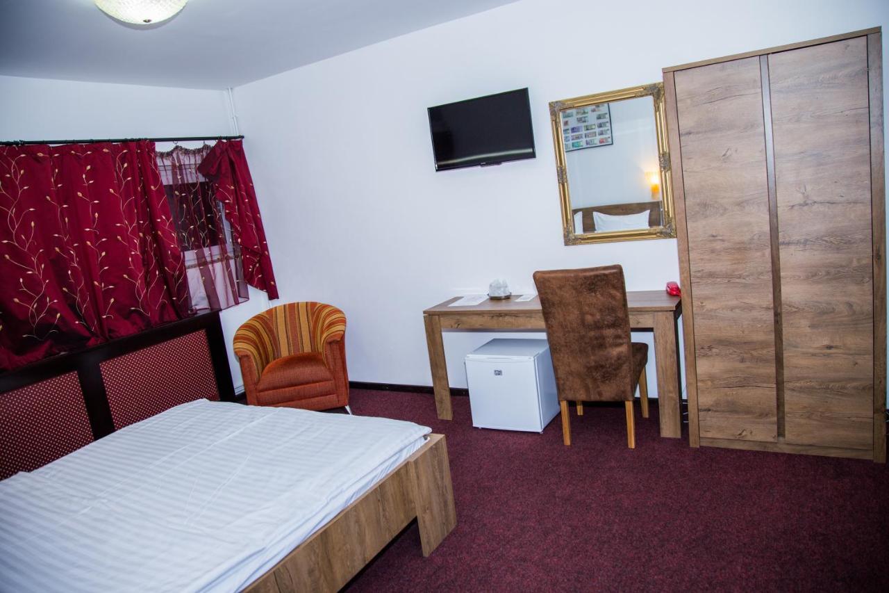 Motel Davios Târgu Jiu Eksteriør bilde