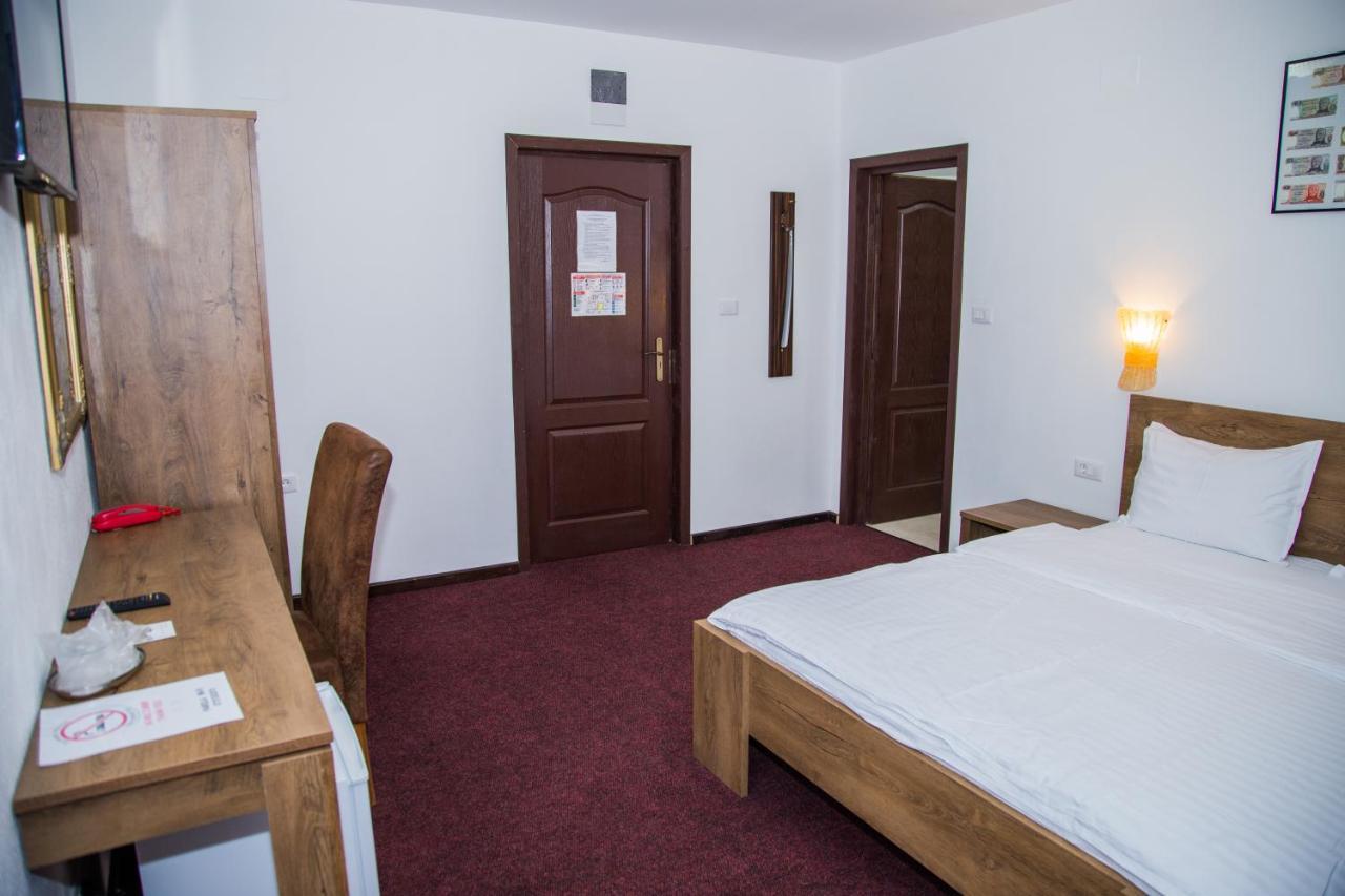 Motel Davios Târgu Jiu Eksteriør bilde