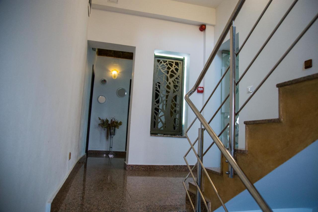 Motel Davios Târgu Jiu Eksteriør bilde