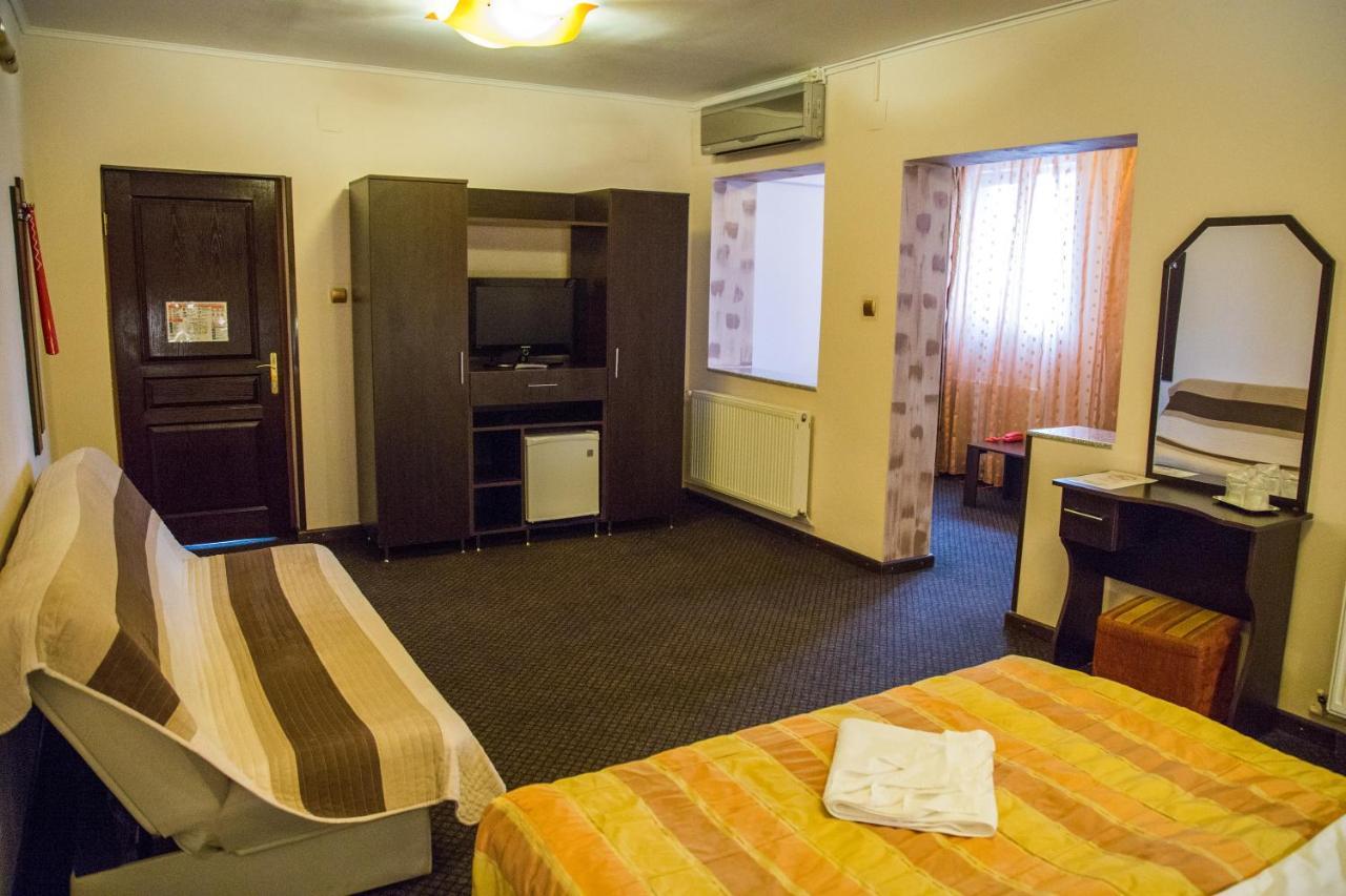 Motel Davios Târgu Jiu Eksteriør bilde